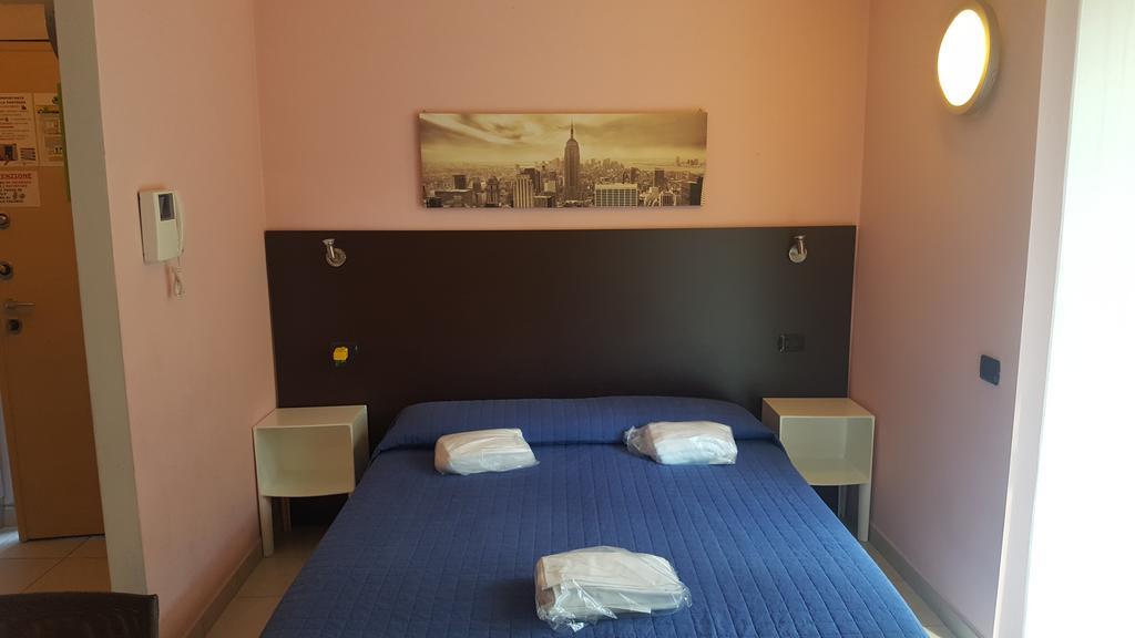 Residenza Villa Regina مونزا المظهر الخارجي الصورة
