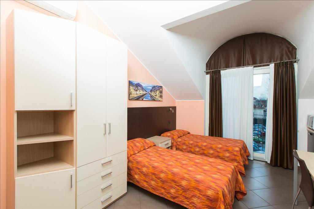 Residenza Villa Regina مونزا المظهر الخارجي الصورة