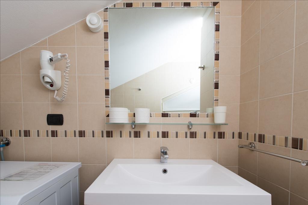 Residenza Villa Regina مونزا المظهر الخارجي الصورة